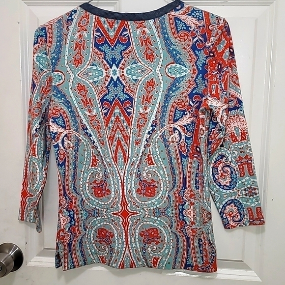 JONES NEW YORK  SPORT BLUE/RED LONG SLEEVE FLORAL PRINT TOP SIZE PP/CH - Picture 4 of 6